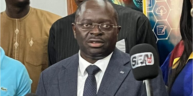 Dakar : La CDP sensibilise les influenceurs, créateurs de contenu et journalistiques numériques à la protection des données personnelles 1 InCollage 20250701 125546278