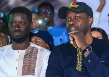 Tensions entre Diomaye Faye et Ousmane Sonko : une série de réunions en coulisses pour apaiser le climat 2 InCollage 20250714 092709382