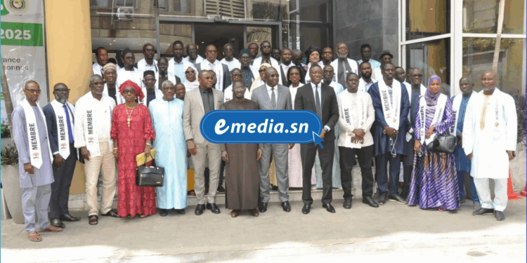 Dialogue social : Le Haut Conseil installe officiellement ses nouveaux membres<br> 1 20250807 185653 0000