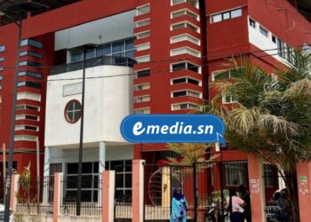 Ziguinchor : dix agents municipaux arrêtés après la démolition contestée d’un bâtiment 7 InCollage 20250812 155224370