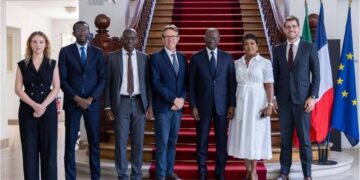 Vers un séminaire intergouvernemental Sénégal–France entre Ousmane Sonko et François Bayrou 3 InCollage 20250814 170243351