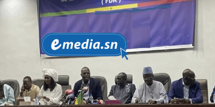 Face à la crise, le FDR appelle les Sénégalais à descendre dans la rue fin octobre<br> 1 20251008 221335 0000