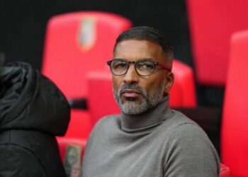 Habib Beye maintenu à la tête du Stade Rennais malgré un nouveau match nul décevant à Toulouse<br> 4 FB IMG 1761583476019 1