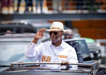 Coup de marteau d’Alassane Ouattara : réélu avec 89,77 % dès le premier tour 2 FB IMG 1761606864574