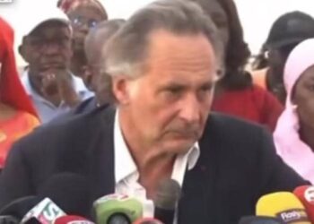 Me Pierre-Olivier Sur dénonce « un dossier caché » autour de l’affaire de la dette cachée<br> 4 IMG 20251023 WA0141