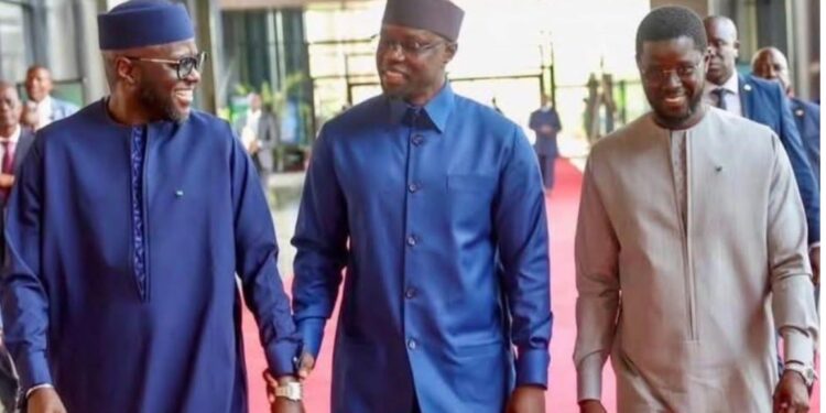 Budget 2026 : la Présidence, la Primature et l’Assemblée nationale se partagent plus de 100 milliards FCFA<br> 1 InCollage 20251016 170531427