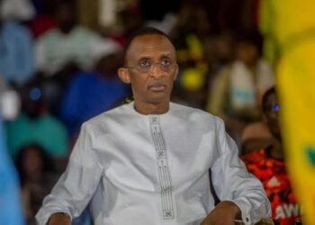 Abdoulaye Seydou Sow nommé secrétaire général de la Fédération Sénégalaise de Football 2 InCollage 20251025 140953130