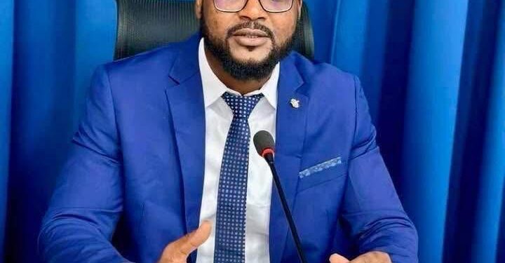 5 avions L410NG : ‘’Guy Marius Sagna, vous avez tout faux’’ (Alpha-Oumar Sow) 1 5 avions L410NG : ‘’Guy Marius Sagna, vous avez tout faux’’ (Alpha-Oumar Sow)