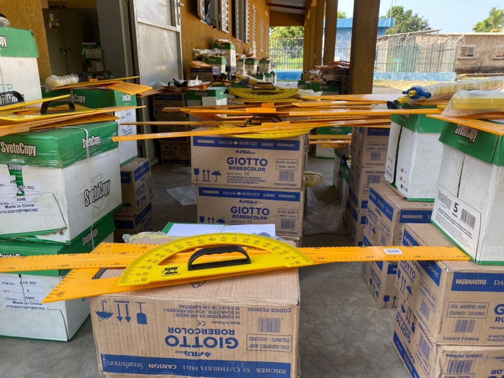 Diembéring : 6 000 élèves dotés de kits scolaires pour renforcer l’équité éducative 3 img 20251025 wa02113994688191924118180