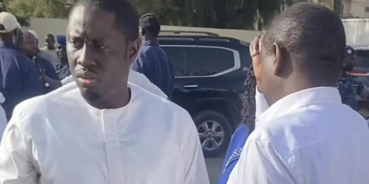 Arrestation de Pape Malick Ndour : l’intervention décisive de son père pour calmer la situation 1 FB IMG 1762455127781