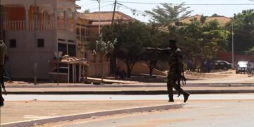 Coup d'Etat à Bissau : annulation de la conférence de presse et fermeture des radios 5 FB IMG 1764167841104