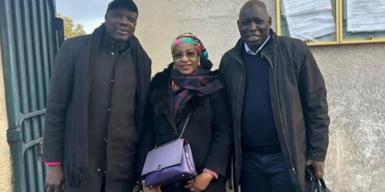 Procès de Madiambal Diagne : le délibéré renvoyé au 25 novembre à Versailles 1 InCollage 20251104 110726590