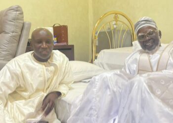 Médiation réussie de Serigne Mountakha Mbacké et d’Aly Ngouille Ndiaye : le MFDC libère le Médecin-Lieutenant et invite à relancer le dialogue pour la paix en Casamance 2 InCollage 20251113 224154676