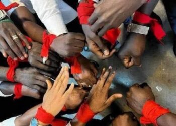 L’intersyndicale de l’administration annonce une grève générale de 48 heures à partir du 4 décembre 2025 4 InCollage 20251203 145441148