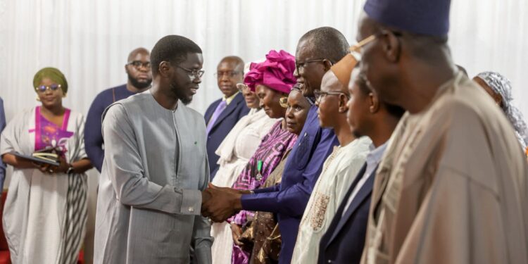 Tambacounda : routes, santé et autonomisation des femmes, des engagements chiffrés du Chef de l’État 1 FB IMG 1770366126214