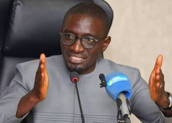 Ponctions sur salaires des enseignants : Olivier Boucal assume et défend la mesure 7 InCollage 20260227 104225014