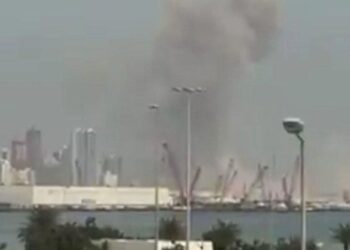 Une base américaine au Bahreïn frappée par une attaque de missile 1 InCollage 20260228 094510943