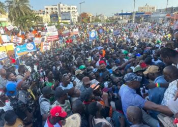 Emprunts controversés : le FDR accuse le gouvernement de mettre en péril la souveraineté financière du Sénégal