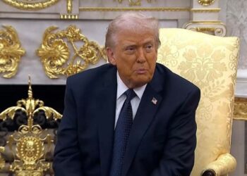 Donald Trump évoque des discussions « très fructueuses » avec l’Iran et suspend temporairement toute action militaire 2 Donald Trump évoque des discussions « très fructueuses » avec l’Iran et suspend temporairement toute action militaire