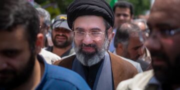 Iran : Mojtaba Khamenei désigné nouveau guide suprême après la mort d’Ali Khamenei