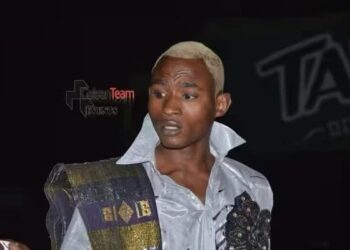 Arrestation d’Ouzin Keïta à Ouest-Foire : de lourdes accusations après son placement en garde à vue à la DIC 4 Arrestation d’Ouzin Keïta à Ouest-Foire : de lourdes accusations après son placement en garde à vue à la DIC