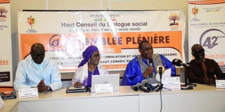 Climat social : Mamadou Lamine Dianté appelle à éviter une grève générale‎