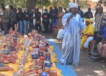 ‎Ziguinchor : 1000 repas et 254 kits alimentaires distribués par Aminata Angélique Manga pendant le Ramadan et le Carême