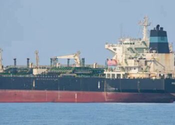 Les prix du pétrole s’envolent de près de 30 % en une semaine sur fond de tensions au Moyen-Orient