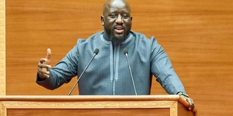 Le Conseil constitutionnel censure partiellement la loi sur le Conseil national de Régulation des Médias