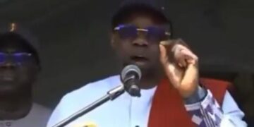 Ousmane Sonko à Mbour : appel à la jeunesse face à une crise économique et annonce de mesures d’austérité