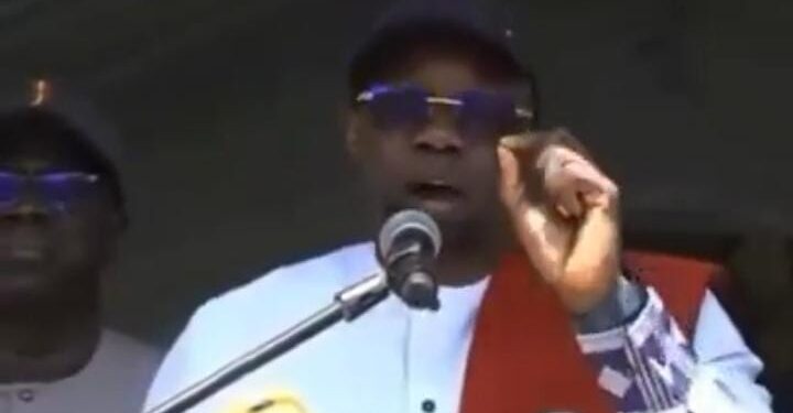 Ousmane Sonko à Mbour : appel à la jeunesse face à une crise économique et annonce de mesures d’austérité 1 Ousmane Sonko à Mbour : appel à la jeunesse face à une crise économique et annonce de mesures d’austérité