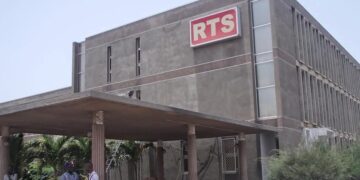 RTS : l’intersyndicale SYNPAP–SYNPICS exige des excuses après des propos jugés “diffamatoires” du Directeur national de la Communication