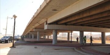 Dakar : le Gouverneur interdit l’occupation des espaces sous les autoponts et échangeurs