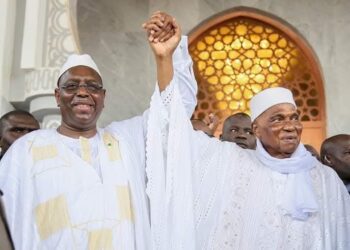 Macky Sall rend hommage à Abdoulaye Wade : « Un esprit brillant, libre et audacieux »