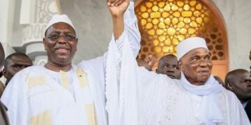 Macky Sall rend hommage à Abdoulaye Wade : « Un esprit brillant, libre et audacieux »