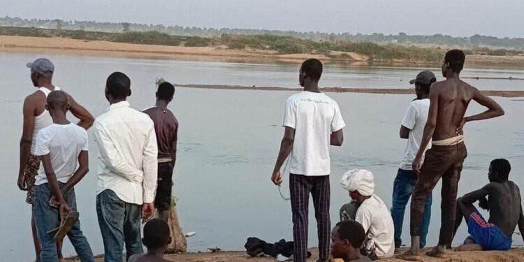 Drame sur les berges du fleuve Casamance : un jeune homme se noie à Ziguinchor