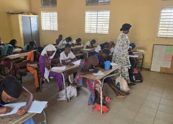 CFEE 2026 : les salaires des enseignants contractuels payés avant le démarrage des examens 2 CFEE 2026 : les salaires des enseignants contractuels payés avant le démarrage des examens