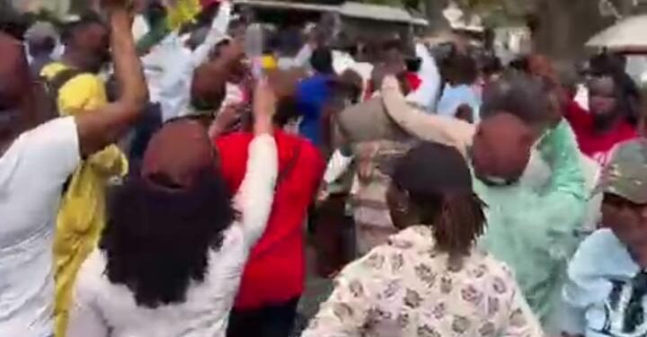 L&rsquo;ARC s&rsquo;insurge contre l&rsquo;interpellation « brutale » de ses militants à Dakar‎