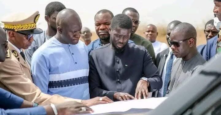 Foncier : l’État annonce une levée progressive de la suspension des travaux à Dakar, Thiès et Saint-Louis 1 Foncier : l’État annonce une levée progressive de la suspension des travaux à Dakar, Thiès et Saint-Louis