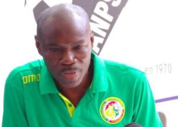 « J'ai obtenu mon diplôme en médecine du sport en 2008 » : outré, le Dr Abdourahmane Fédior recadre le président de la FSF<br> 2 « J’ai obtenu mon diplôme en médecine du sport en 2008 » : outré, le Dr Abdourahmane Fédior recadre le président de la FSF