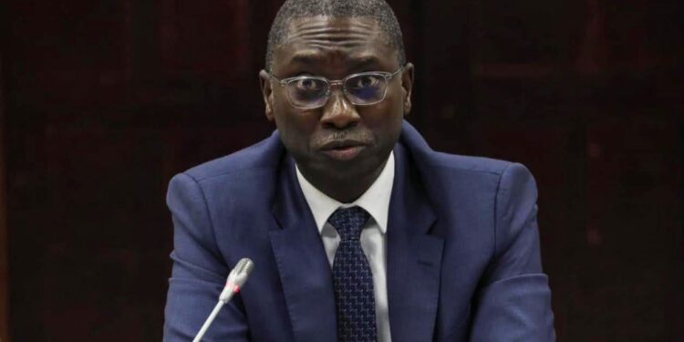 « Je m&rsquo;interdis de critiquer la justice que j&rsquo;ai enseignée » : Ismaïla Madior Fall réagit après la levée des mesures de contraintes