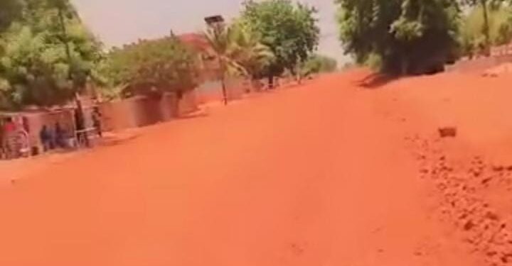 Axe Sandiara-Ndiaganiao : l’AJDN annonce une marche pacifique face à la paralysie du chantier 1 Axe Sandiara-Ndiaganiao : l’AJDN annonce une marche pacifique face à la paralysie du chantier