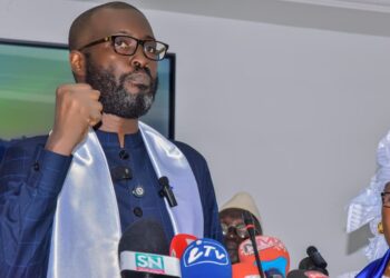 Pape Mahawa Diouf lance le mouvement citoyen RACINE pour promouvoir la nation, l’éthique et la justice sociale 3 Pape Mahawa Diouf lance le mouvement citoyen RACINE pour promouvoir la nation, l’éthique et la justice sociale