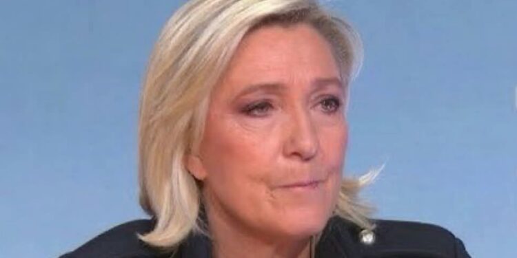 Procès en appel du RN : Marine Le Pen condamnée à trois ans de prison, dont un an ferme sous bracelet électronique 1 Procès en appel du RN : Marine Le Pen condamnée à trois ans de prison, dont un an ferme sous bracelet électronique