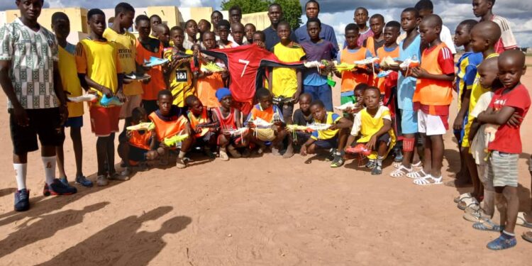 Promotion des activités sportives et éducatives : Moov'Child accompagne les écoles de football à Kolda 1 Promotion des activités sportives et éducatives : Moov’Child accompagne les écoles de football à Kolda