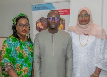 Agence nationale de la Petite Enfance et de la Case des Tout-Petits (ANPECTP) : Yaye khadidiatou Djamil Diallo passe le témoin à Tabaski BA Diagne 2 Agence nationale de la Petite Enfance et de la Case des Tout-Petits (ANPECTP) : Yaye khadidiatou Djamil Diallo passe le témoin à Tabaski BA Diagne