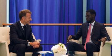 Bassirou Diomaye Faye et Emmanuel Macron échangent sur les relations Sénégal-France et les enjeux internationaux