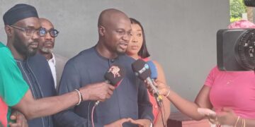 Dette publique et services essentiels : Demba Seydi interpelle sur la justice fiscale