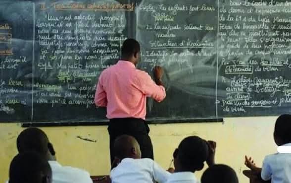 Rentrée scolaire au Sénégal : la FENAPES demande un nouveau report au 19 octobre en raison des risques d’intempéries 1 Rentrée scolaire au Sénégal : la FENAPES demande un nouveau report au 19 octobre en raison des risques d’intempéries