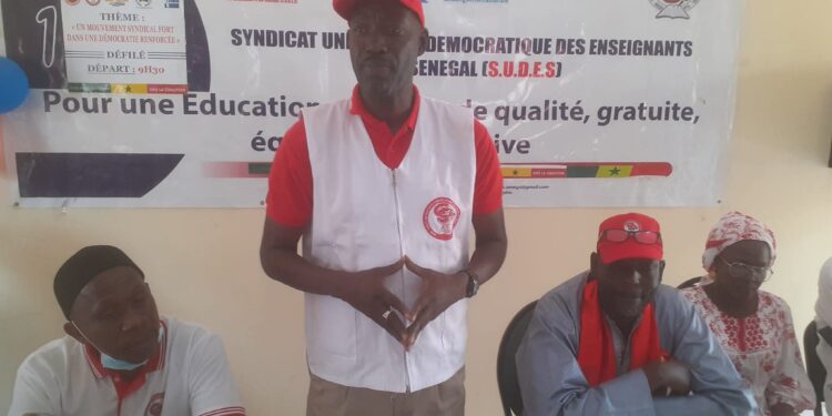 Enseignement supérieur au Sénégal : le SUDES/ESR réclame des éclaircissements après deux communiqués contradictoires 1 Enseignement supérieur au Sénégal : le SUDES/ESR réclame des éclaircissements après deux communiqués contradictoires